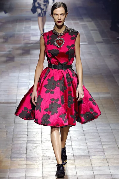 Look 8